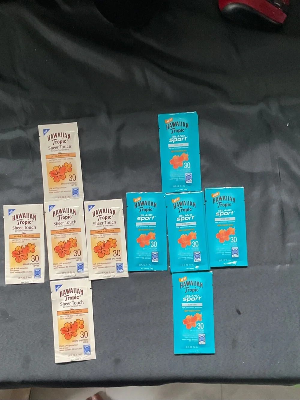 Hawaiian Tropic SPF 30 Sunscreen Travel Pack - (30) Sport & (30) Sheer Touch.